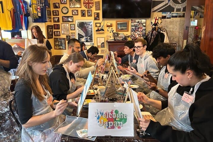 Paint and wine experience: Shibuya enjoying seasonal Japanese culture — photo 8
