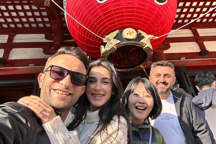 Tokyo: Private Walking Tour with a Local Guide — photo 2