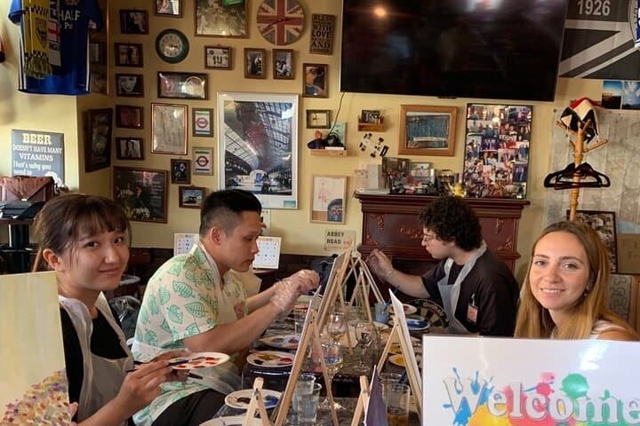 Seasonal Japanese Culture Osaka Paint and Wine Experience — photo 12