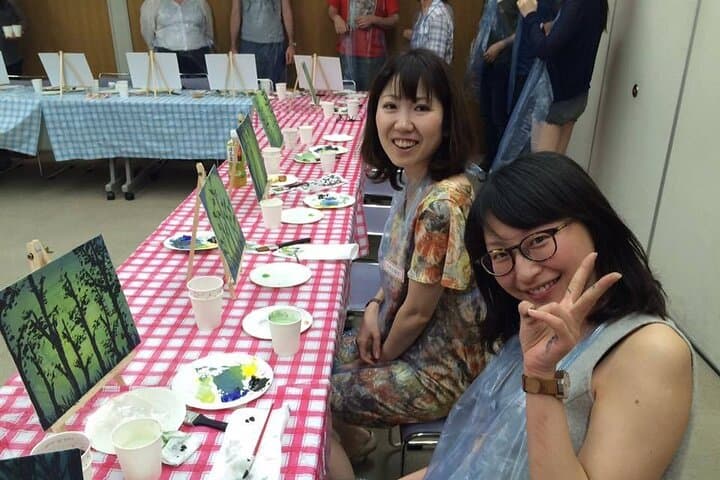 Seasonal Japanese Culture Osaka Paint and Wine Experience — photo 14