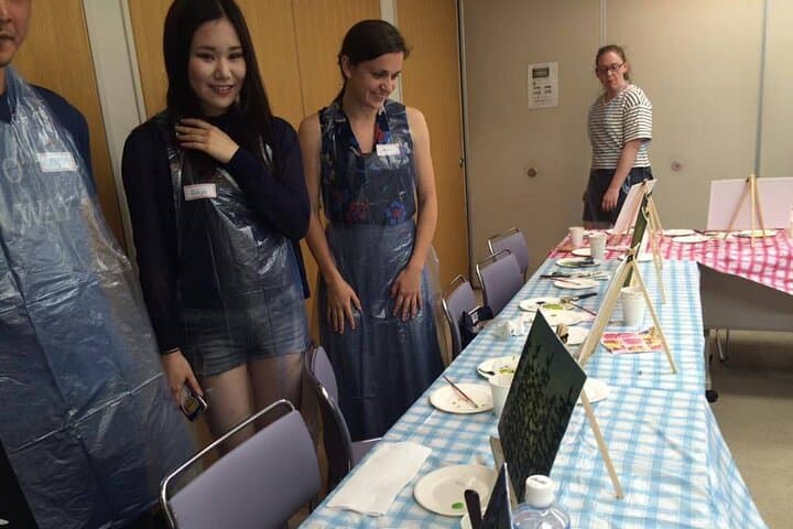 Seasonal Japanese Culture Osaka Paint and Wine Experience — photo 16
