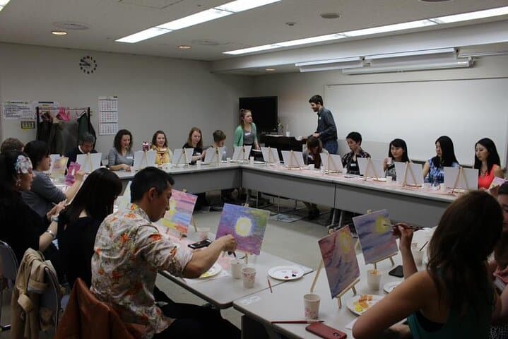 Seasonal Japanese Culture Osaka Paint and Wine Experience — photo 20