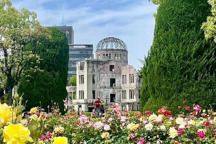 Hiroshima & Miyajima: UNESCO A-Bomb Dome & Itsukushima with Local — photo 15