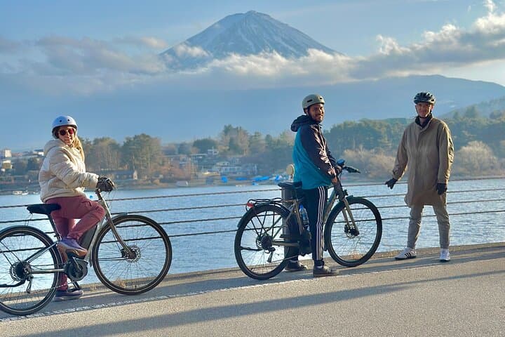 Lake Kawaguchi Explorer: E-Bike Guided Tour — photo 9