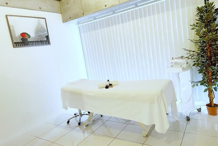 Skincare Salon for Adult Women in Honmachi Osaka — photo 6