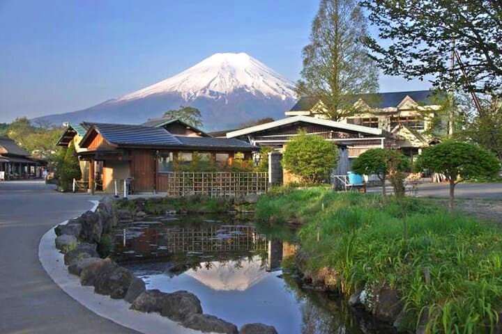 Mt. Fuji 5th, Oshino Hakkai, Onsen Full-Day Trip From Tokyo — photo 16