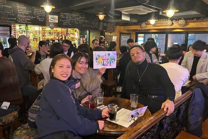 Meet Locals and Japanese Speaking Experience at British Pub Osaka — photo 5