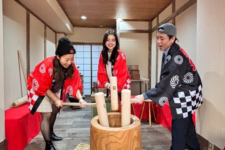 【For adult】Traditional Mochi Pounding Experience with Tasting — photo 4