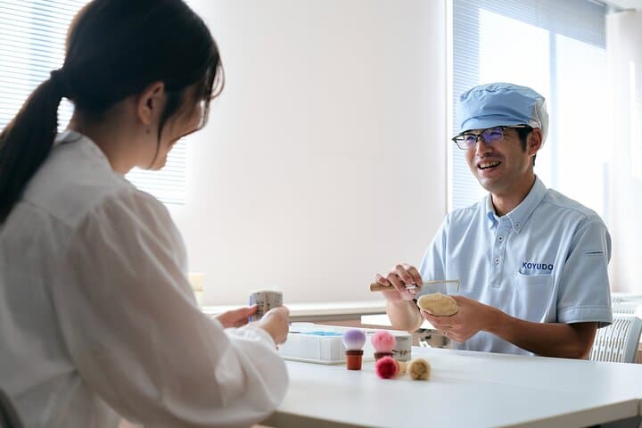 Craft Kumano Fude Makeup Brush with an Expert — photo 6