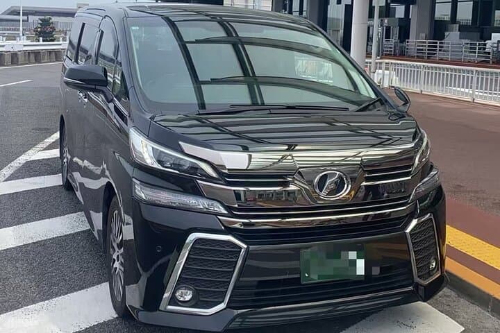 Haneda Airport(HND) Private Transfer to Central Tokyo (1-9 pax) — photo 4