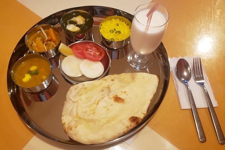 Mt Fuji and Hakone 1 Day Tour from Tokyo with Indian Thali Lunch — photo 1