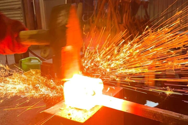 Make your own kitchen knife with a master blacksmith in Shimanto — photo 3