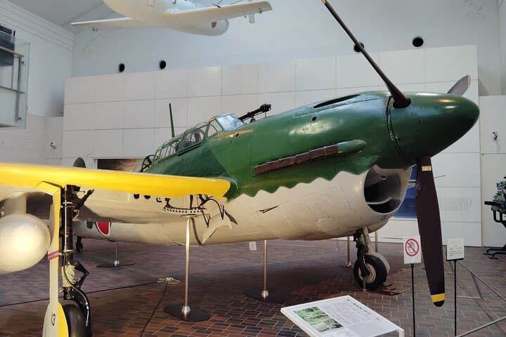 Tokyo War History Tour: Yasukuni Shrine & War Museum — photo 11