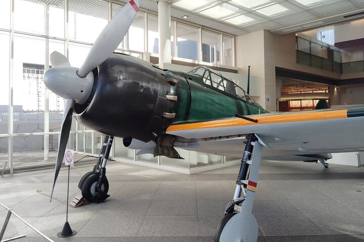 Tokyo War History Tour: Yasukuni Shrine & War Museum — photo 2