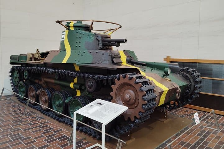 Tokyo War History Tour: Yasukuni Shrine & War Museum — photo 15