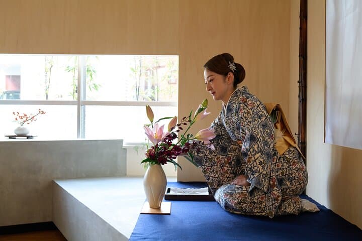 Ikebana Private Program in Kyoto — photo 1