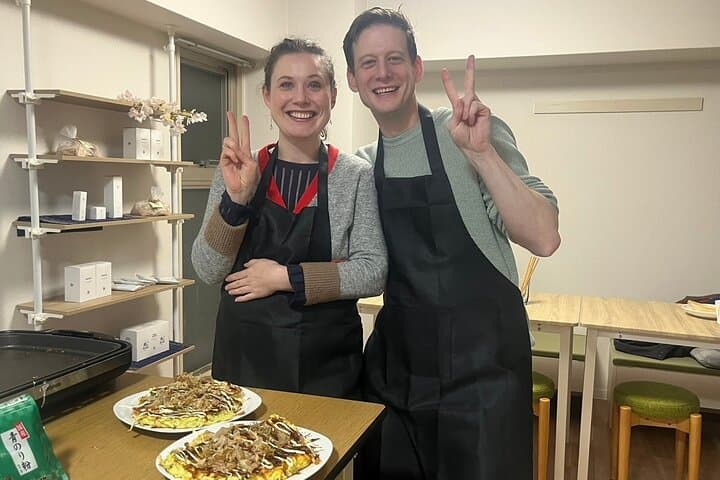 Osaka Okonomiyaki Cooking Class "Learn here and make it at home" — photo 2
