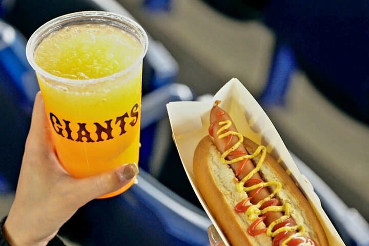 Baseball Professional • Yomiuri Giants — photo 12
