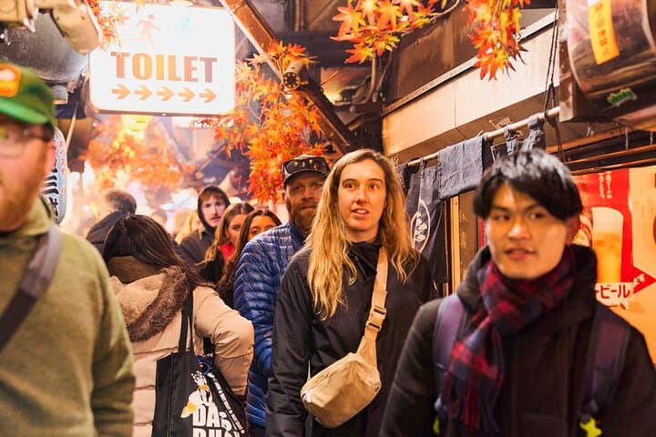 Tokyo: Shinjuku Historical Walking Tour & Secret Backstreets — photo 6