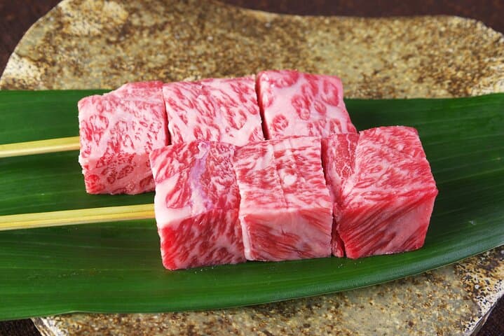 Tokyo | Tsukiji(築地)Fish Market Food Walking & Shrine Visit Tour — photo 9