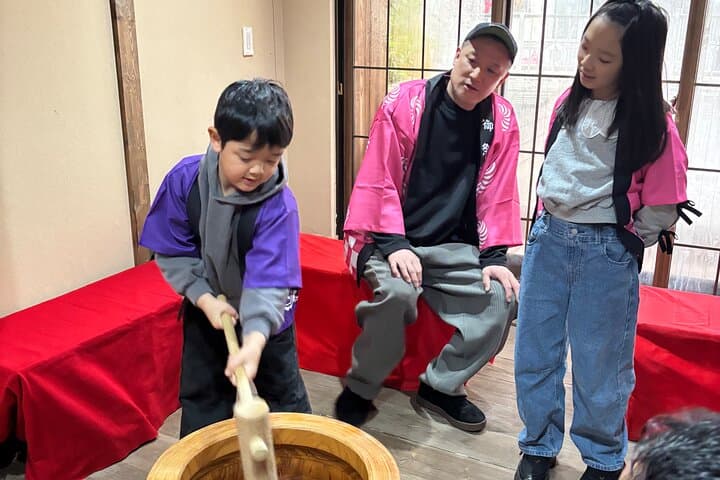 【Family Friendly】Traditional Mochi Pounding Experience — photo 15