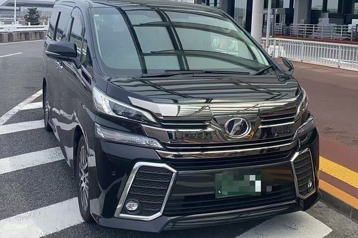 Tokyo center Private Transfer to Narita Airport(NRT) 5-9pax — photo 4