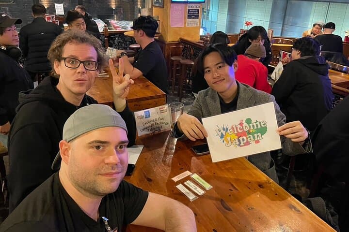 Meet Locals and Japanese Speaking Experience at British Pub Osaka — photo 6