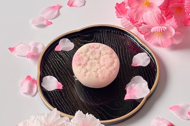 Cook Onigiri and Japanese Sweets at a Local’s Home in Kichijoji ! — photo 3