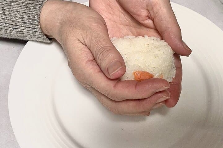 Cook Onigiri and Japanese Sweets at a Local’s Home in Kichijoji ! — photo 5