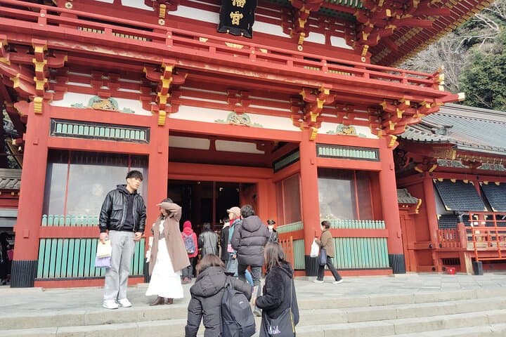 Kamakura: Tsurugaoka Hachimangu & Komachi Street Tour — photo 3