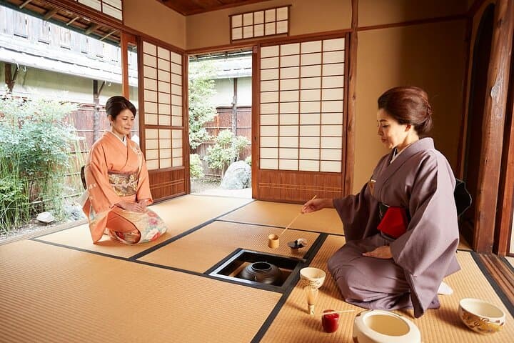 Kimono Tea Ceremony at Kyoto Maikoya, Karasuma Shijo — photo 6