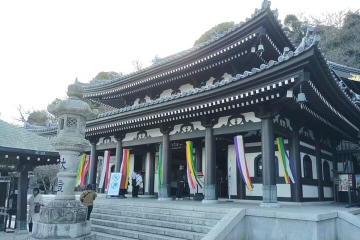 Sacred Giants and Hidden Caves: A Kamakura Journey Through Time — photo 7