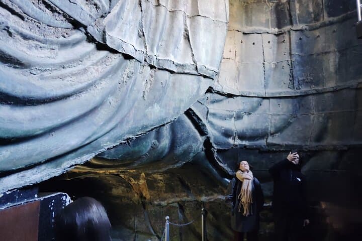 Sacred Giants and Hidden Caves: A Kamakura Journey Through Time — photo 18