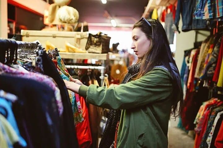 Tokyo : Vintage, Music & Food Tour in Shimokitazawa with a Local — photo 4
