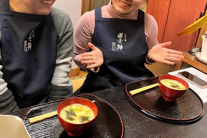 Experience a day Like a Local: Miso-soup Making & Sakura Viewing — photo 2