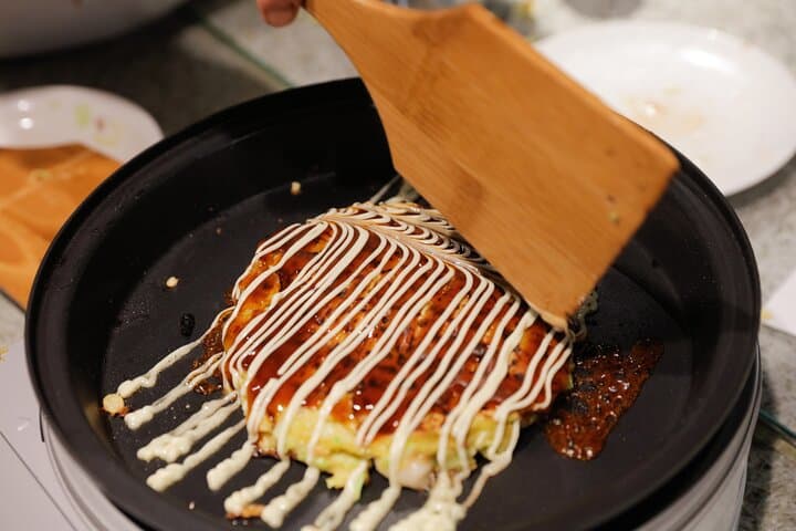 Okonomiyaki making experience~Japanese popular food — photo 13