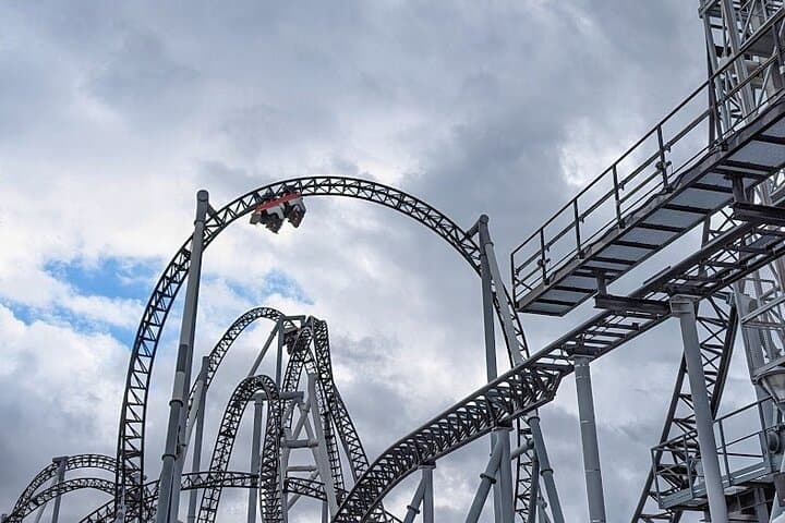Fuji-Q Highland Amusement Park Private Tour with English Driver — photo 4