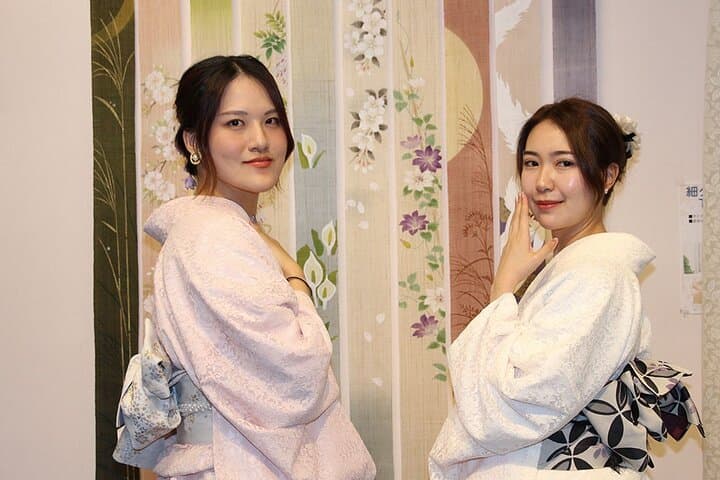 Kyushu Kumamoto Suizenji Kimono Rental Private Experience — photo 5