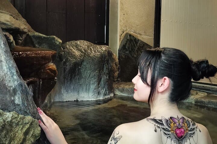Tattoo-friendly open-air Onsen & drink — photo 2