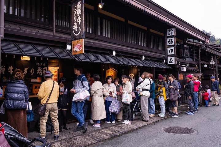 Private Guided Tour from Nagoya to Takayama and Shirakawa-go — photo 3