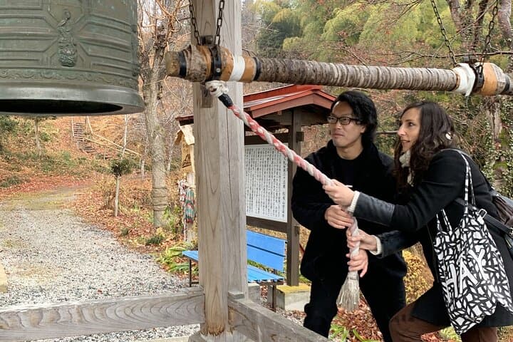 Tokyo: Chichibu Valley Driving Tour to Buddhist Temples