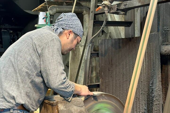 Kawashiri Craftsmens Tour Discover Sake Blades and Sweets — photo 11