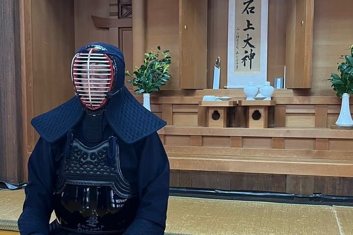 Kendo Swordsmanship Class Tour in Osaka
