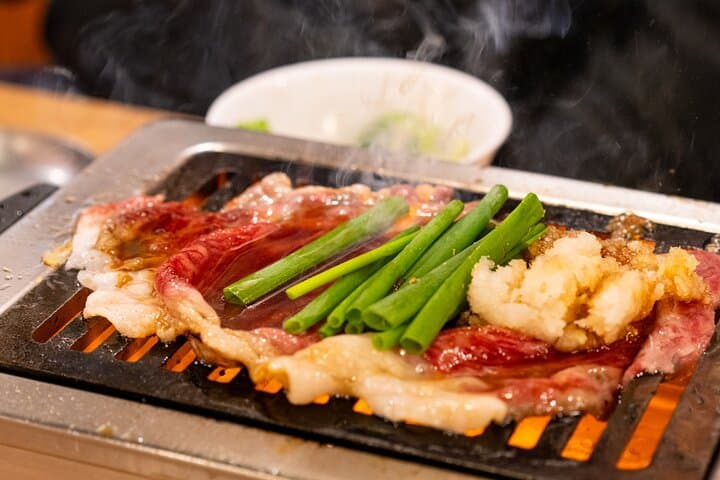 Tokyo Ginza Authentic Food Tour (Izakaya Hopping by local guide) — photo 2