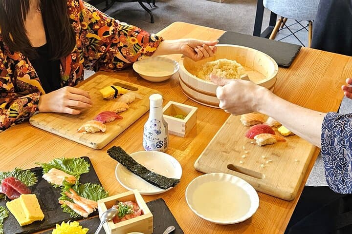 Japanese Sushi Cooking Class — photo 8