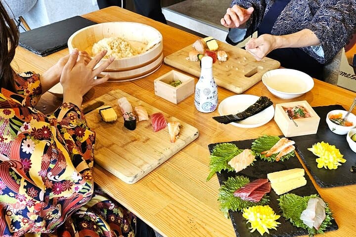 Japanese Sushi Cooking Class — photo 6