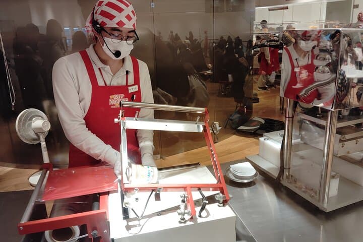 Yokohama’s Fun Museum with Cup Noodles Making — photo 18
