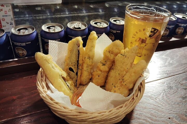Yokohama: Choose-Your-Stops Bar & Food Hopping Tour — photo 5