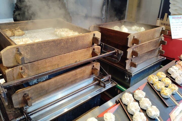 Explore Yokohama Chinatown with History and Culture — photo 2