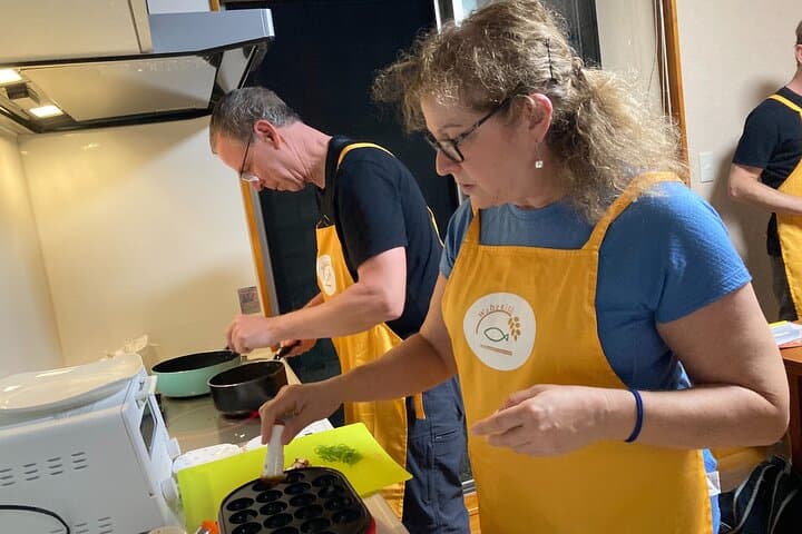 1 hour Takoyaki and Okonomiyaki cooking class in Kyoto — photo 4